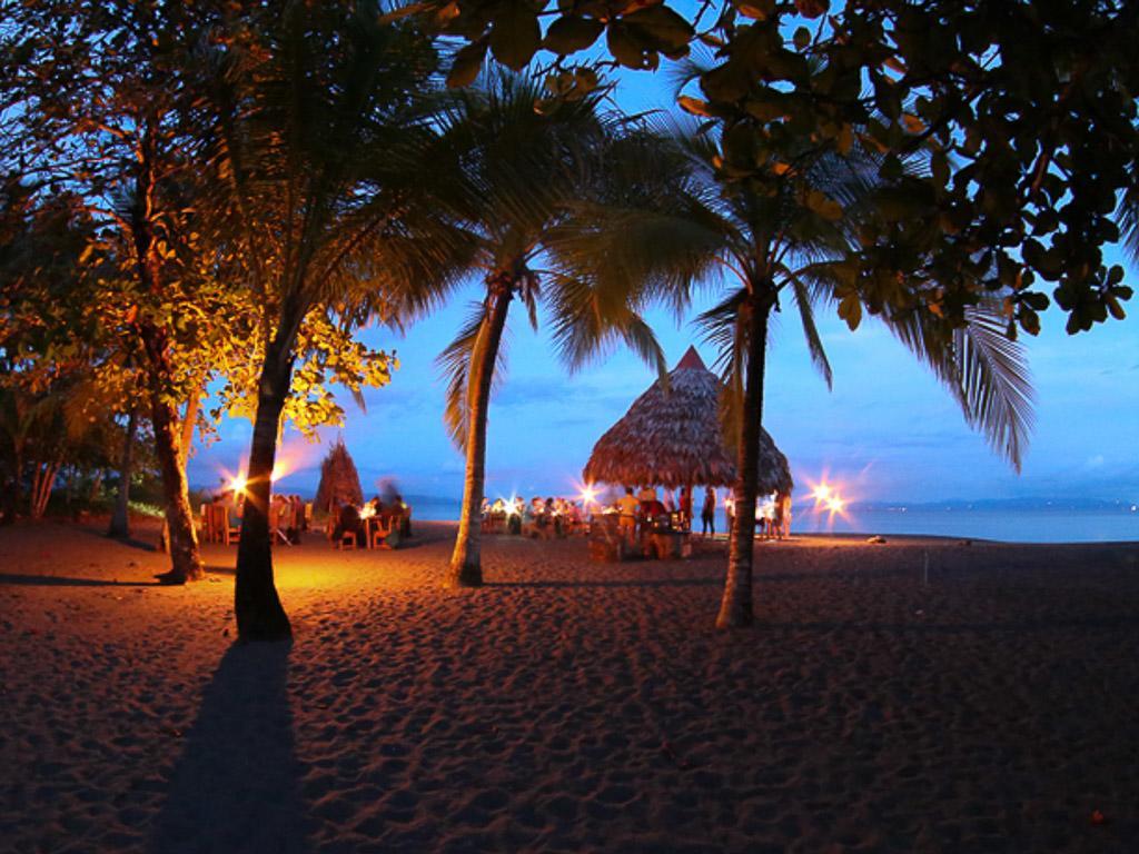 Iguana Lodge Beach Resort Puerto Jiménez Esterno foto